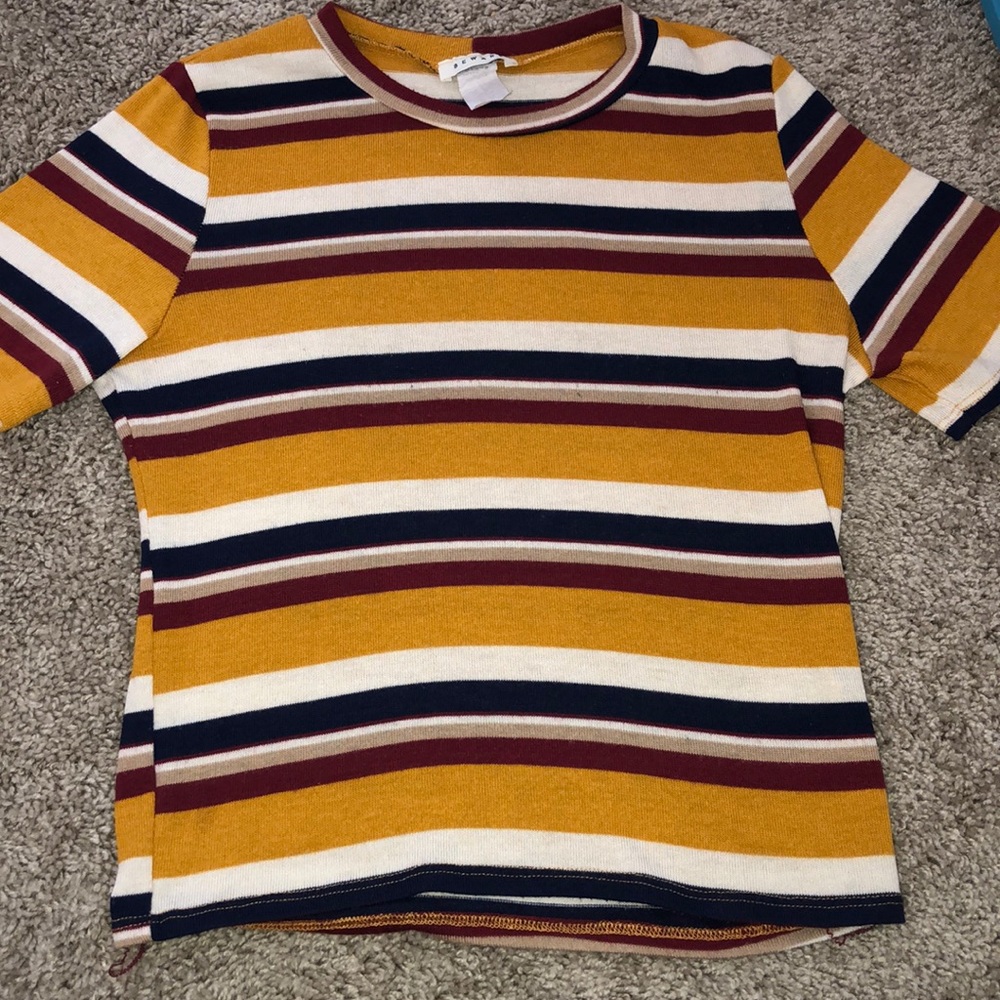 yellow striped tee